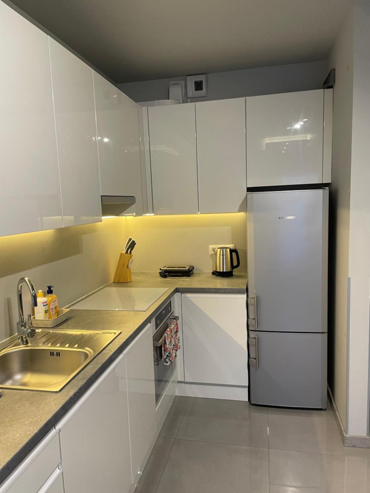Wenecjanska Comfort Apartment, Free Parking, Self Check-In 24H Poznań Exteriör bild